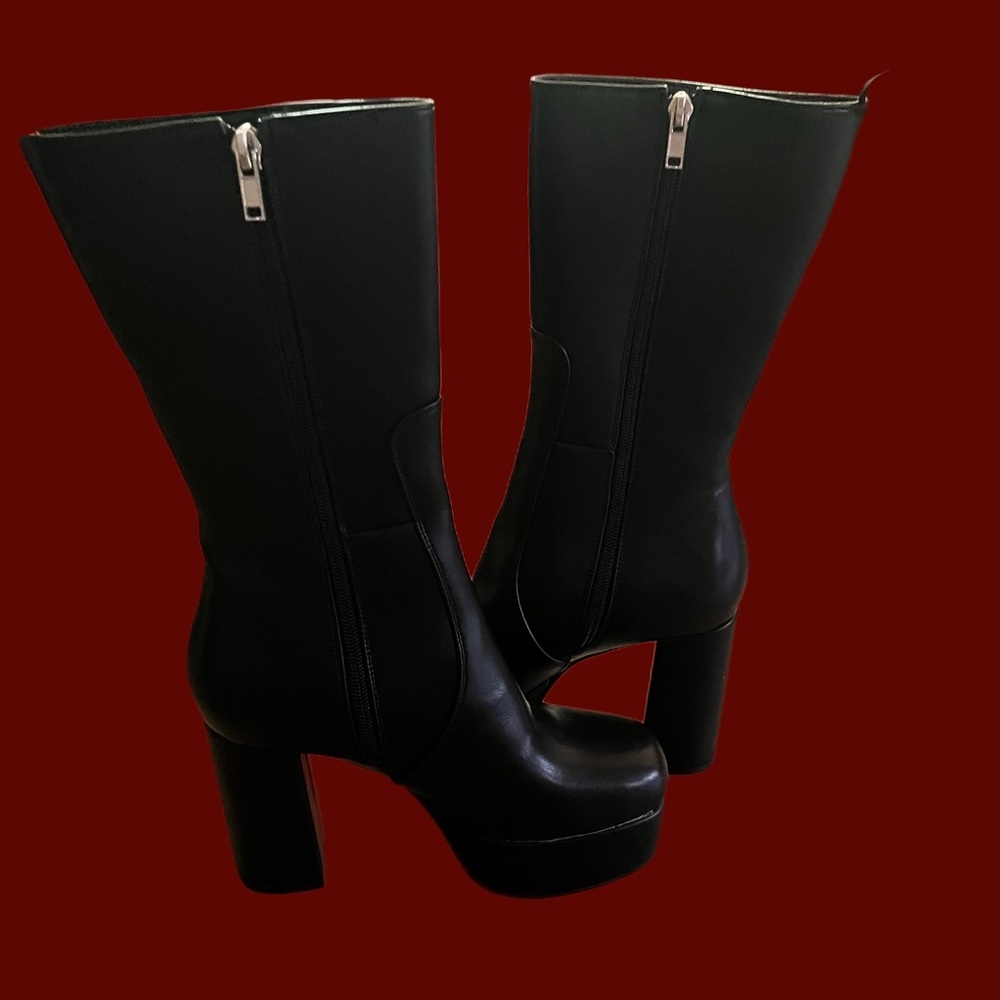 Lamoda Red Hearts Boots - Picture 4 of 7